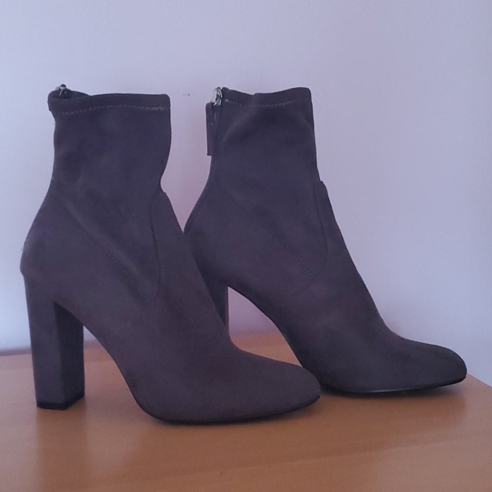 Steve Madden Women's Brisk Block-Heel Boot
